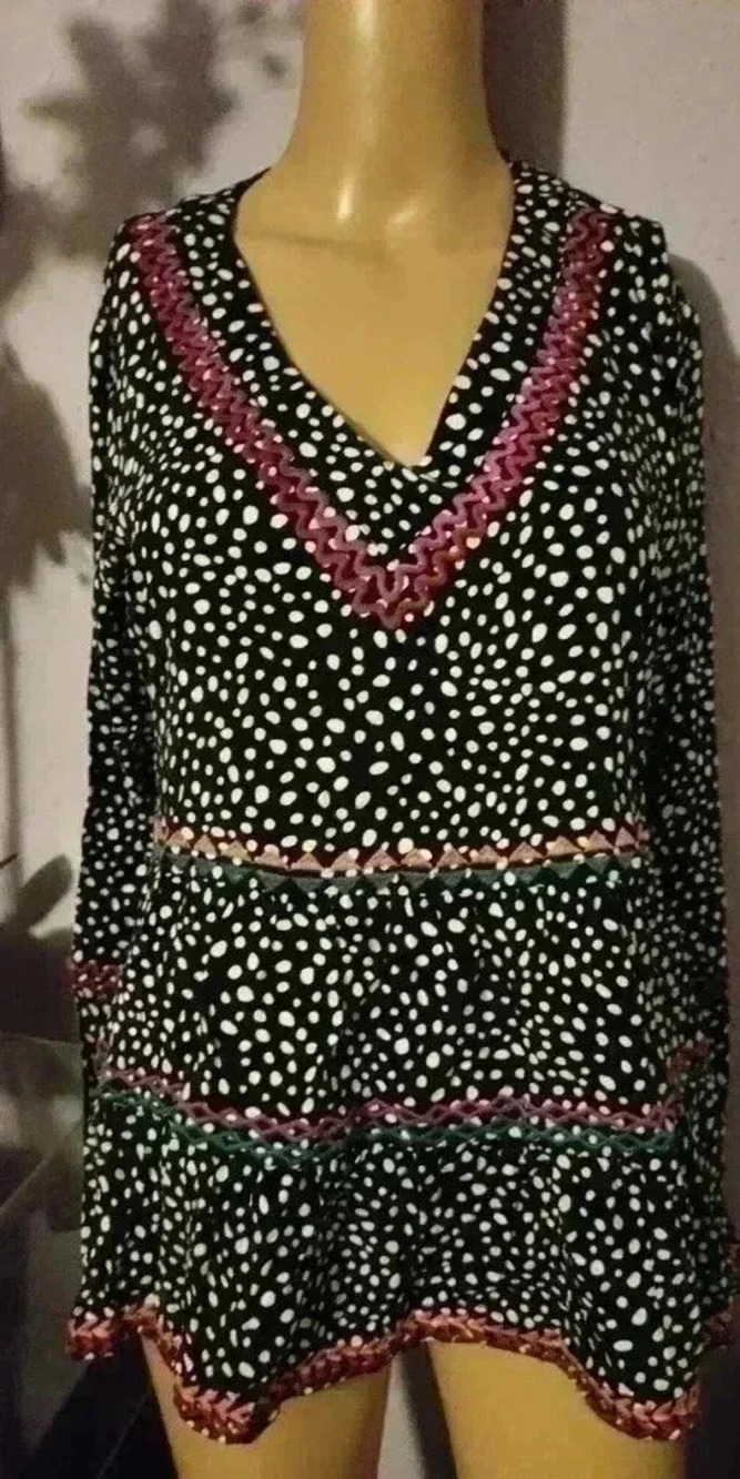 Savanna Jane blouse